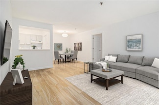 300 Johnson Ferry Rd NE Unit A203, Sandy Springs, GA 30328