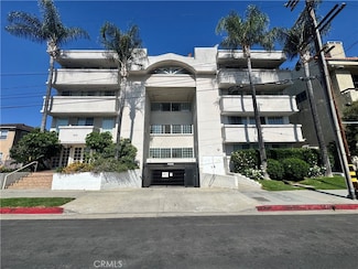 5219 Newcastle Ave Unit 301, Encino, CA 91316