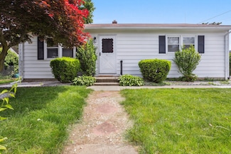 64 Willow St, Milford, CT 06460