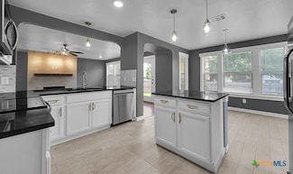 309 Fallen Leaf Ln, Temple, TX 76502