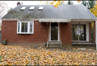 310 Mccutcheon Ln, Pittsburgh, PA 15235