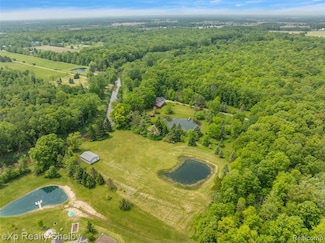 14721 Terry Rd, Berlin, MI 48002