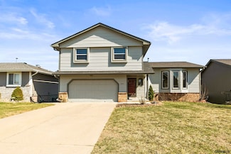 10103 S 11th St, Bellevue, NE 68123