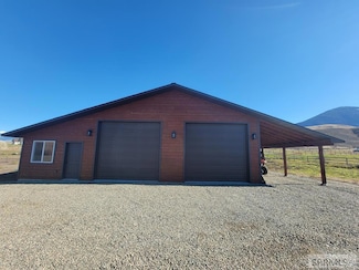 32 Golden Leaf Ln, Salmon, ID 83467
