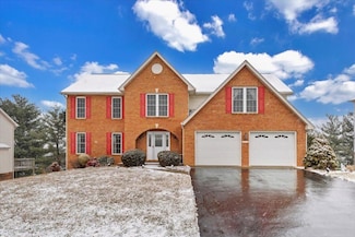 2039 Stone Mill Dr, Salem, VA 24153
