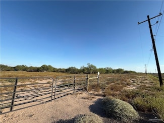 19304 Villa Hermosa Dr, La Joya, TX 78576