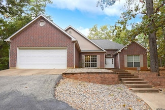 18710 Porsche Dr, Flint, TX 75762