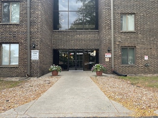 830 Elder Rd Unit B303, Homewood, IL 60430