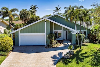 4928 Rabbit Hollow Dr, Boca Raton, FL 33487