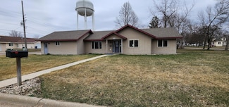 419 Pleasant Ave NE, Staples, MN 56479