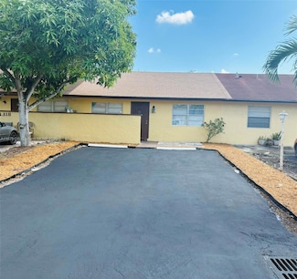 4316 NW 6th Ave, Pompano Beach, FL 33064