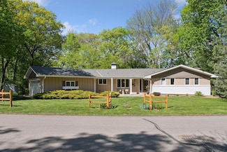 12800 March Cir, Hopkins, MN 55305