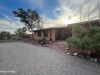 6661 N Mona Lisa Rd, Tucson, AZ 85741