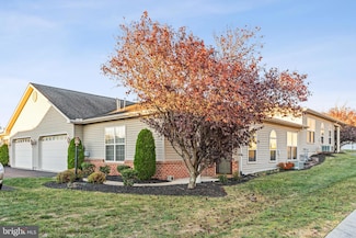 199 Meadowview Dr, Harrisburg, PA 17111