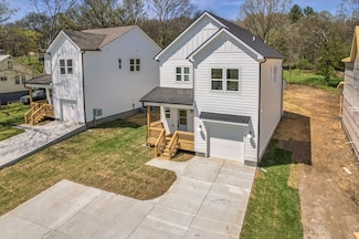 534 Green Ln, Nashville, TN 37207