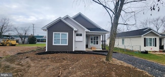318 Athletic St, Martinsburg, WV 25404