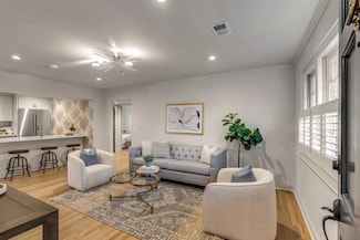 7 Logan St Unit F, Charleston, SC 29401