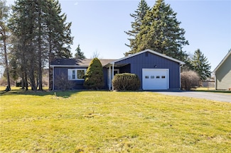 5155 Laura Ln, Canandaigua, NY 14424