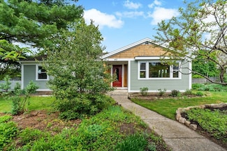 40 Edgemere Dr, Seekonk, MA 02771