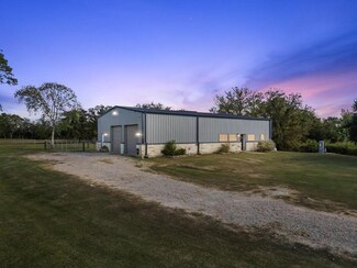 2211 Cemetery Rd, Santa Fe, TX 77517