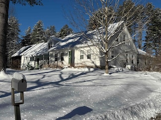 35 Stevens Rd, Cavendish, VT 05142