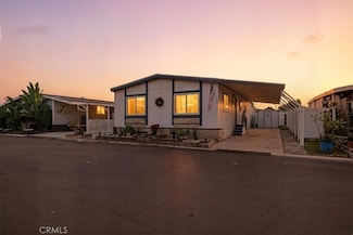 692 N Adele St Unit 50, Orange, CA 92867