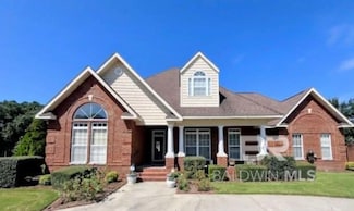 52 Joyner Ln, Brewton, AL 36426