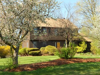 10 Tanglewood Dr, Chelmsford, MA 01824
