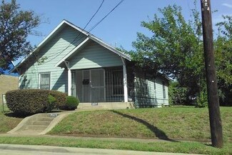 2817 Marburg St, Dallas, TX 75215