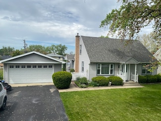 8806 W 85th Place, Justice, IL 60458
