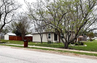 200 San Angelo Ave, Benbrook, TX 76126