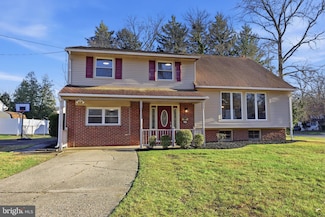 1401 Hillside Dr, Cherry Hill, NJ 08003