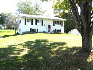 333 Ross Dr, Saegertown, PA 16433