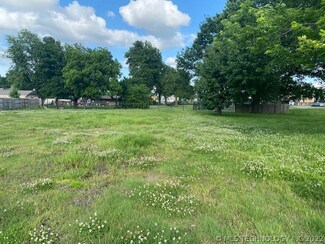 10005 E 41st St, Tulsa, OK 74146