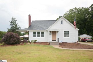 3 Parkhurst Ave, Greenville, SC 29609
