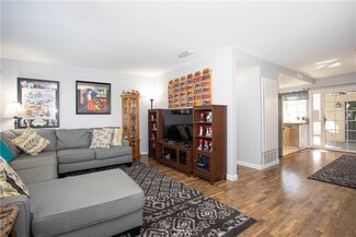 2153 W Wellington Cir, Anaheim, CA 92804