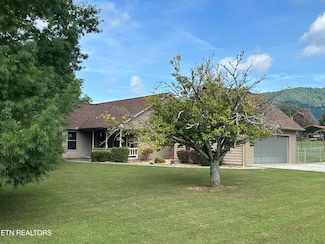 449 Old Middlesboro Hwy, La Follette, TN 37766
