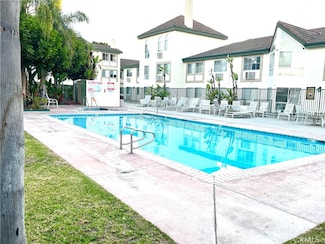 15000 Downey Ave Unit 204, Paramount, CA 90723