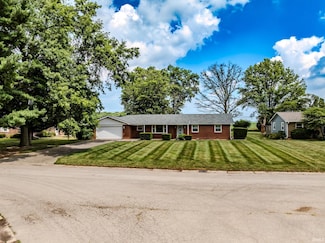 2906 E Kendall Ln, Muncie, IN 47303