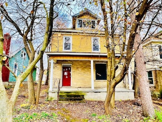 814 Bedford Rd, Schenectady, NY 12308