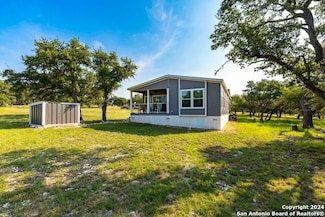 176 Jenna Ln, Harper, TX 78631