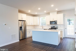 113 Four Leaf Dr, Exton, PA 19341