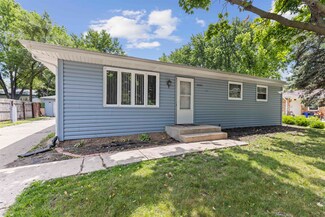 3307 Nadine Ave, Rockford, IL 61114