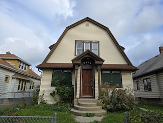 3848 N 10th St, Milwaukee, WI 53206