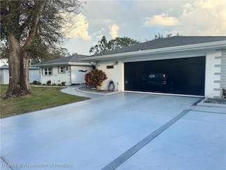 769 Golfside Ln, Sebring, FL 33870