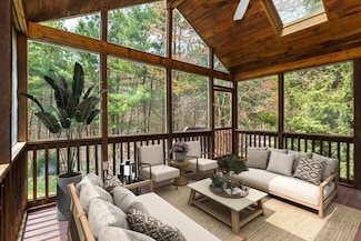 74 Oxford Dr, Franklin, MA 02038