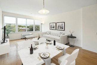30 Constitution Way Unit 406, Jersey City, NJ 07305