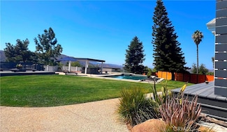 1184 Mellow Ln, Simi Valley, CA 93065