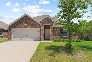 704 Range Dr, Princeton, TX 75407
