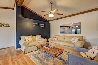 295 Burtom Rd, Eatonton, GA 31024